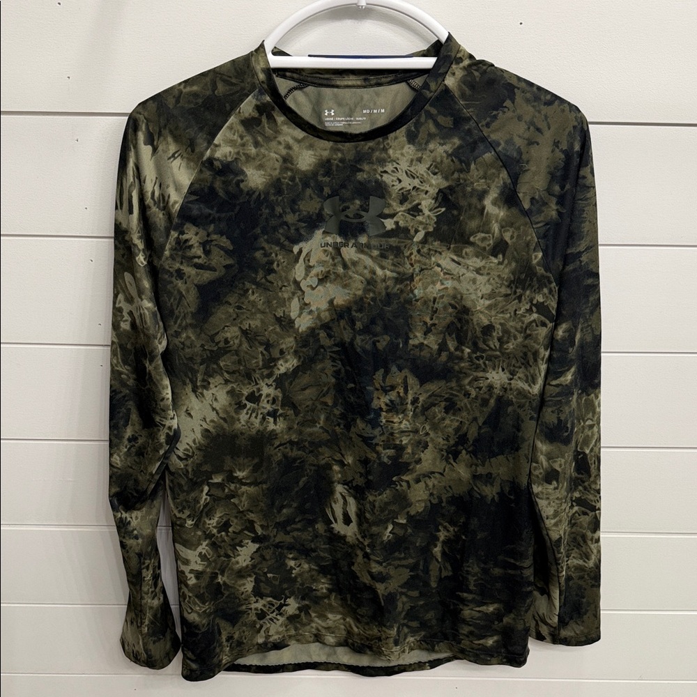 Under Armour Men's Green and Black Long Sleeve Tee